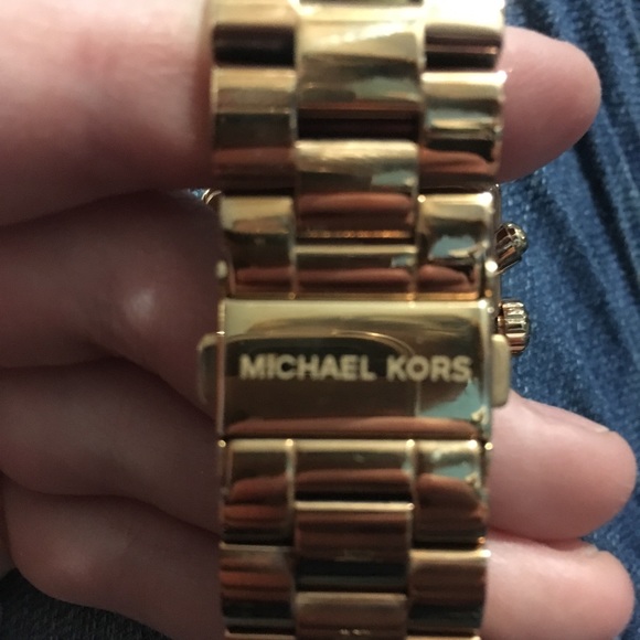 Michael Kors watch original box with booklet - Picture 2 of 3